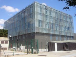 1200px-New_Masia_building,_at_the_Ciutat_Esportiva_Joan_Gamper